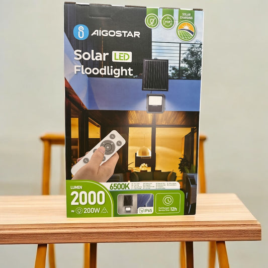 Lámpara led con panel solar